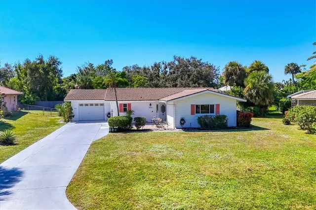 $425,000 | 2321 Goya Drive, Nokomis, FL 34275