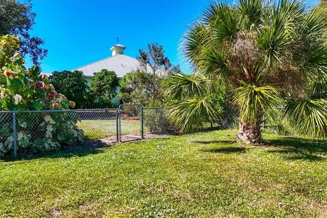 $425,000 | 2321 Goya Drive, Nokomis, FL 34275