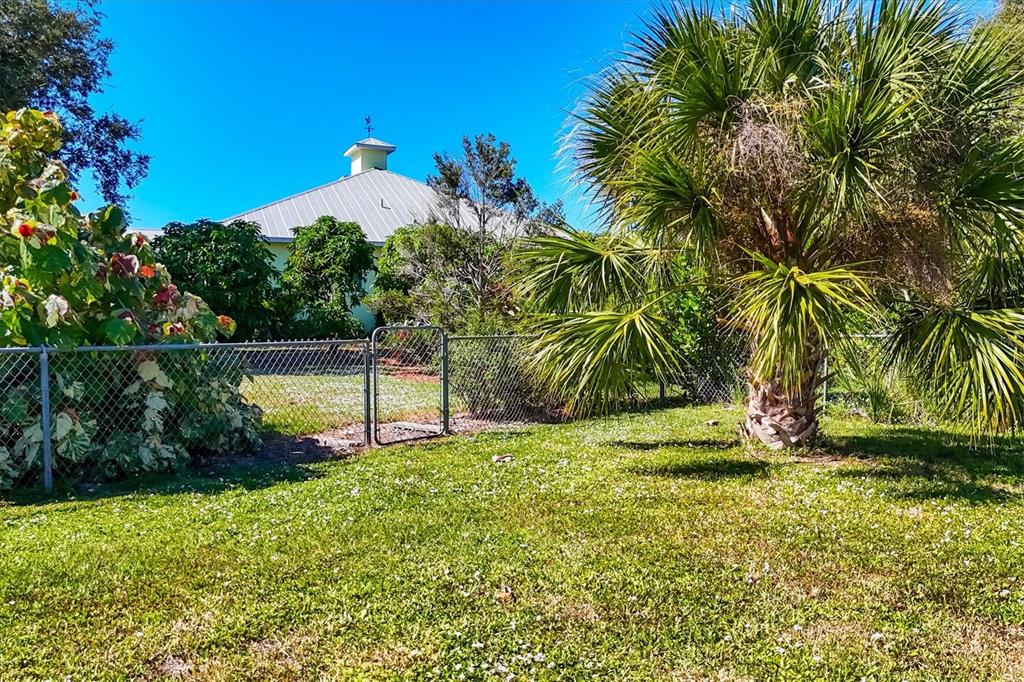 2321 Goya Drive Nokomis, FL 34275 - Photo 40 of 43
