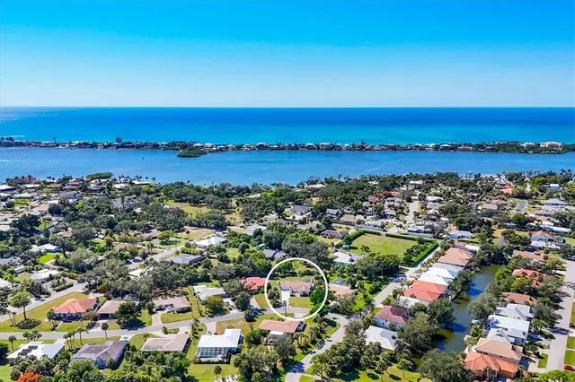 $425,000 | 2321 Goya Drive, Nokomis, FL 34275