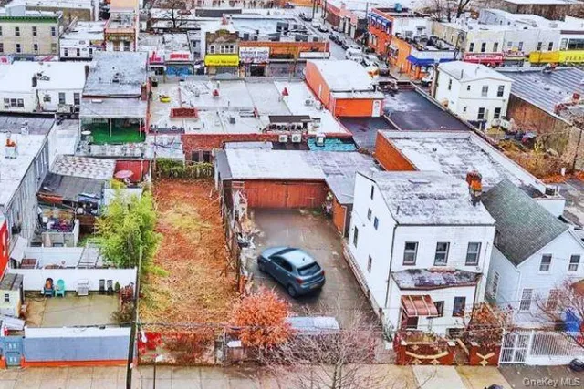 $348,000 | 104 Hill Street | City Line