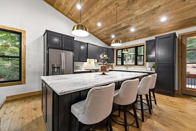 $849,000 | 40 Lees Ride, McCaysville, GA 30555