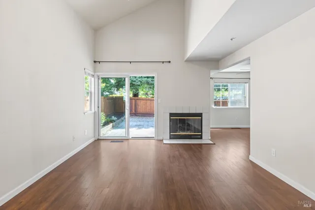 $3,800 | 1734 Zinfandel Drive, Petaluma, CA 94954