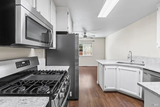 $3,800 | 1734 Zinfandel Drive, Petaluma, CA 94954