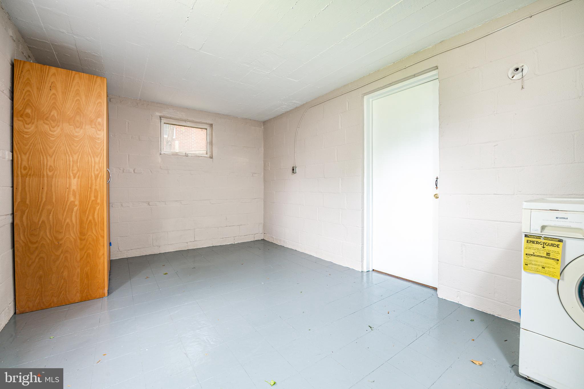 9914 Old Spring Road Kensington, MD 20895 - Photo 34 of 34 Laundry room