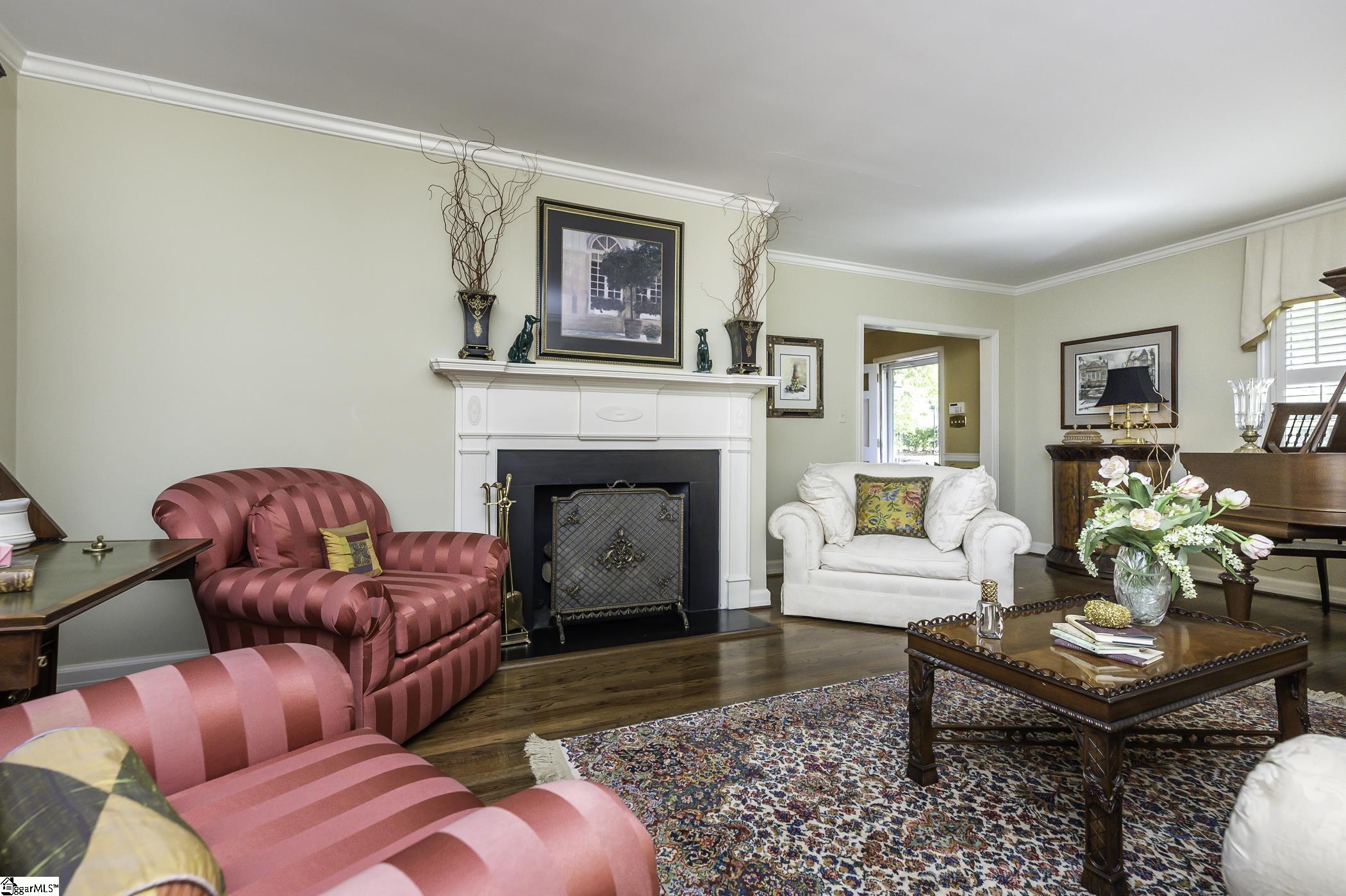 200 Lake Street Laurens, SC 29360 - Photo 7 of 35