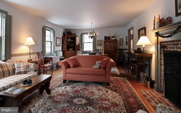 623 Monkton Road Monkton, MD 21111 - Photo 4 of 29 Great Room