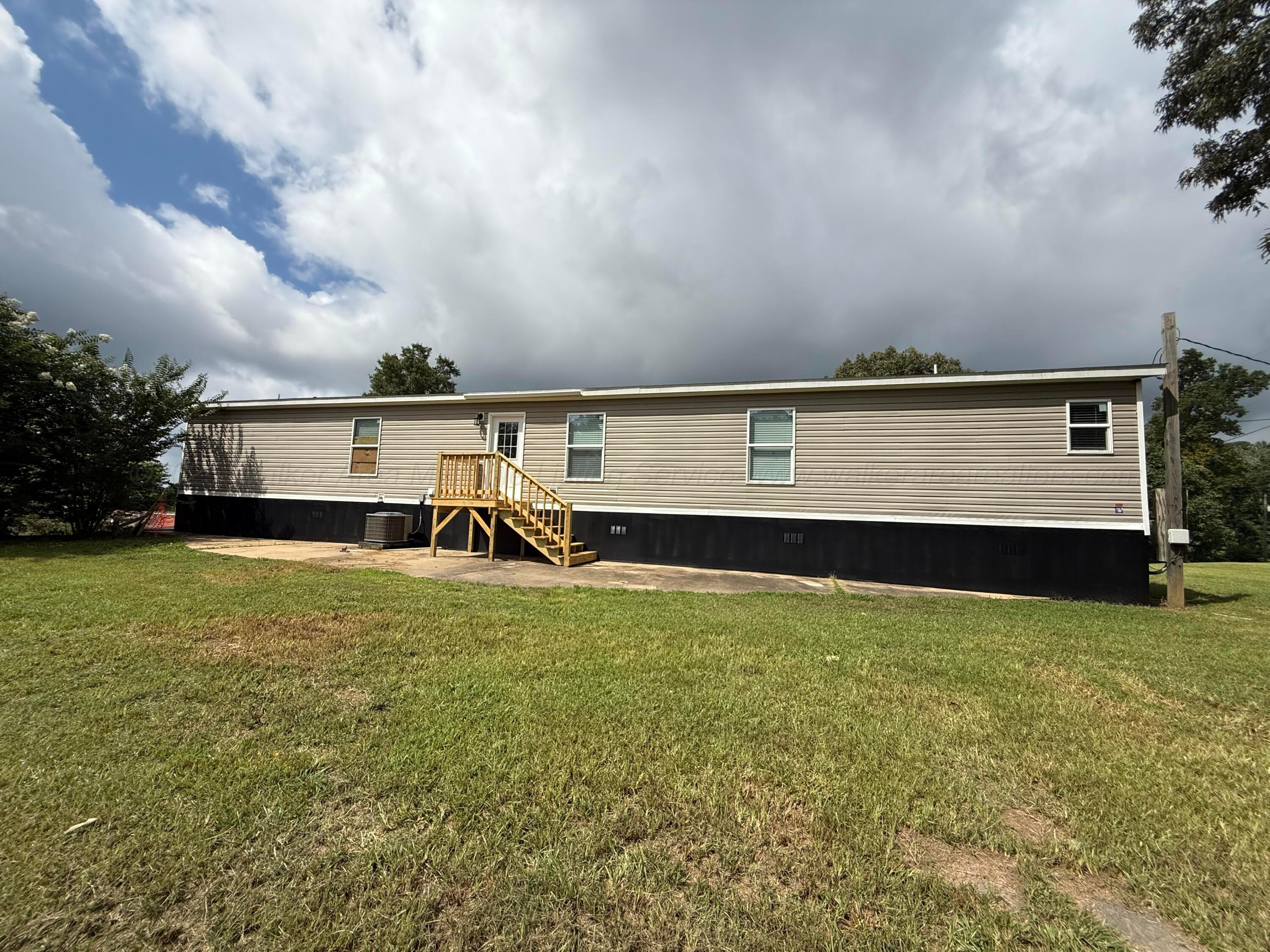 4960 Hollis Goodwin Road Dora, AL 35062 - Photo 2 of 17 IMG_0628