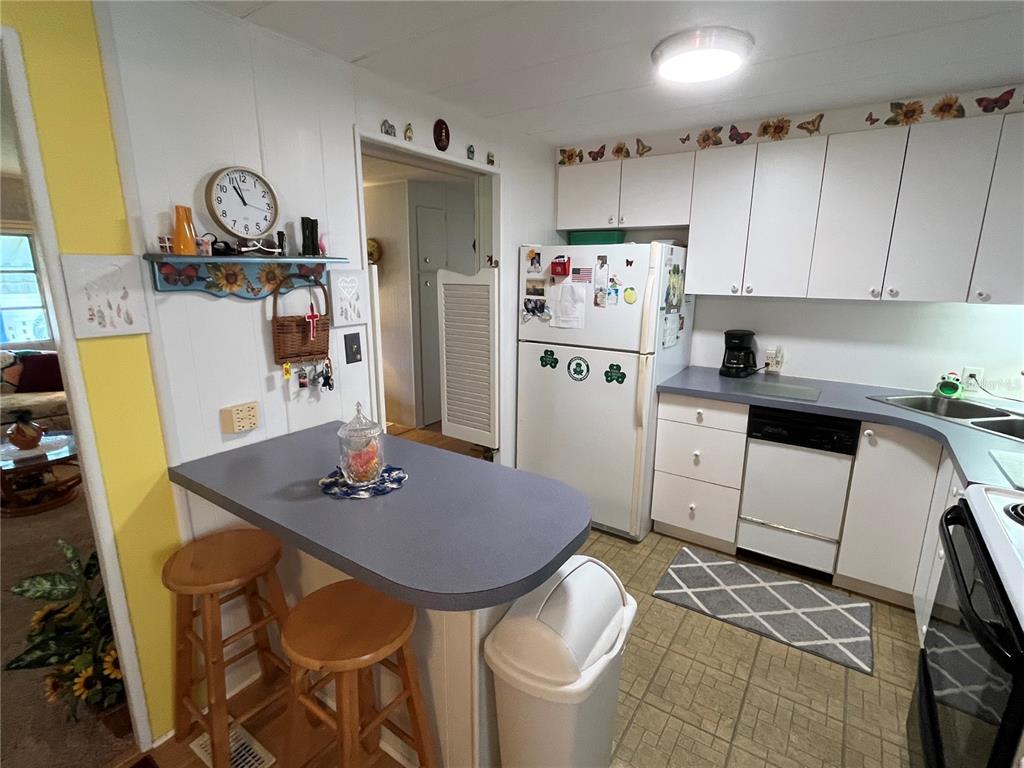 206 Roma Road Venice, FL 34285 - Photo 18 of 38