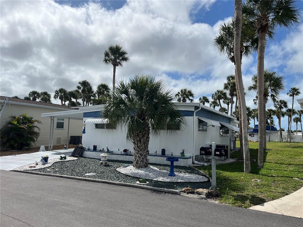 206 Roma Road Venice, FL 34285 - Photo 2 of 38