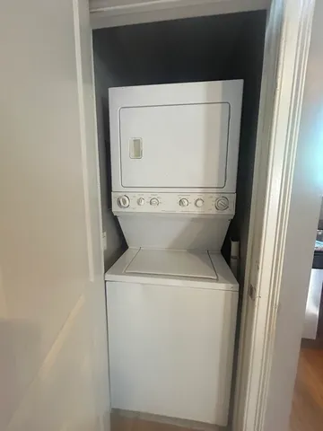 $95,000 | 1464 East 69th Street, Unit 2N, Chicago, IL 60637