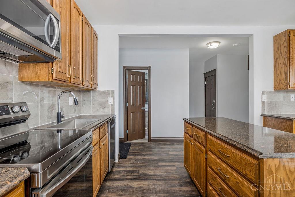 3481 Montgomery Road Cincinnati, OH 45207 - Photo 17 of 38 Gallery Image 17