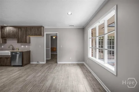 $637,900 | 301 Wellington Road, Savannah, GA 31410