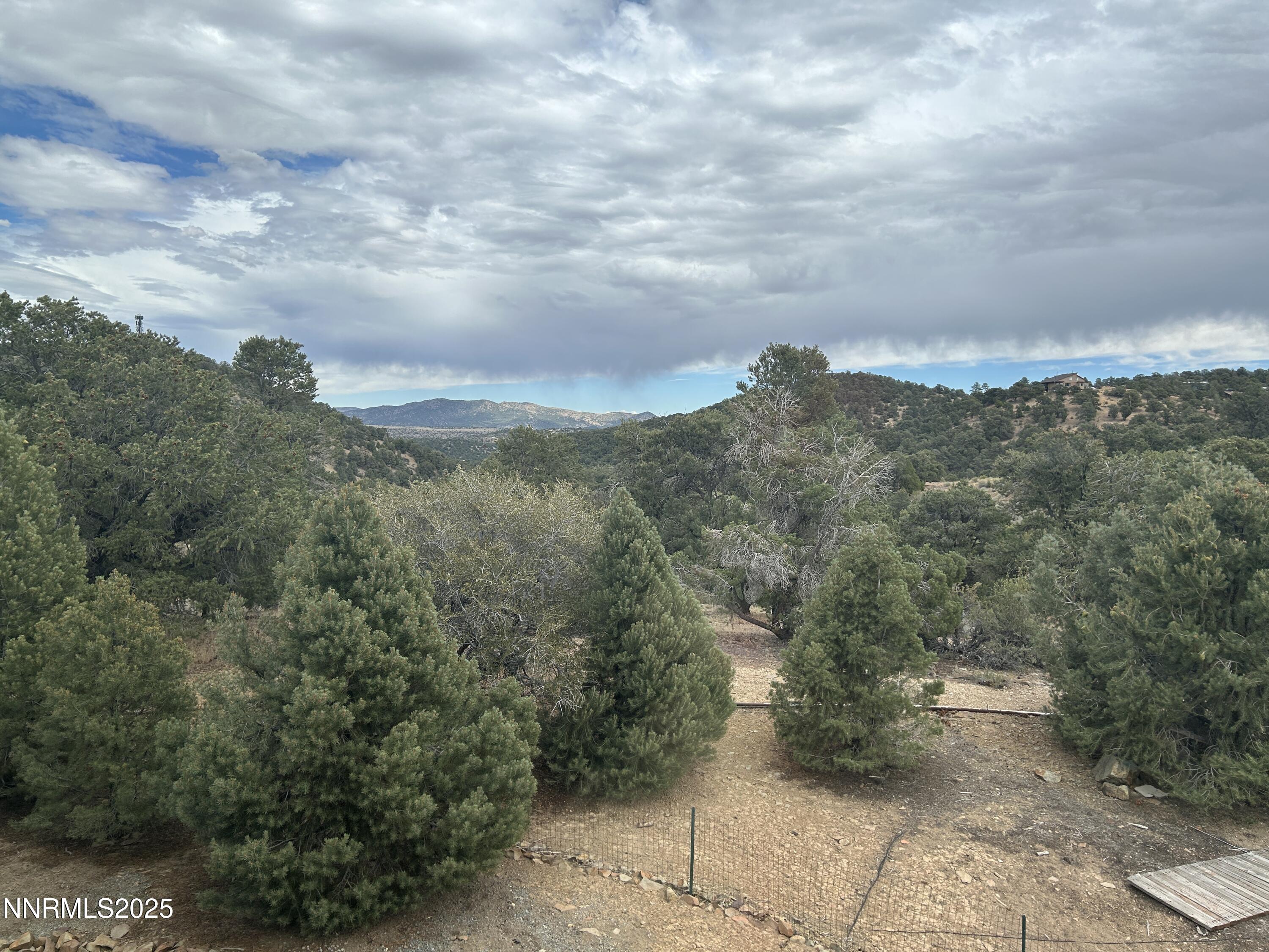 370 Panamint Road Reno, NV 89521 - Photo 4 of 8 a view of a city of mountains