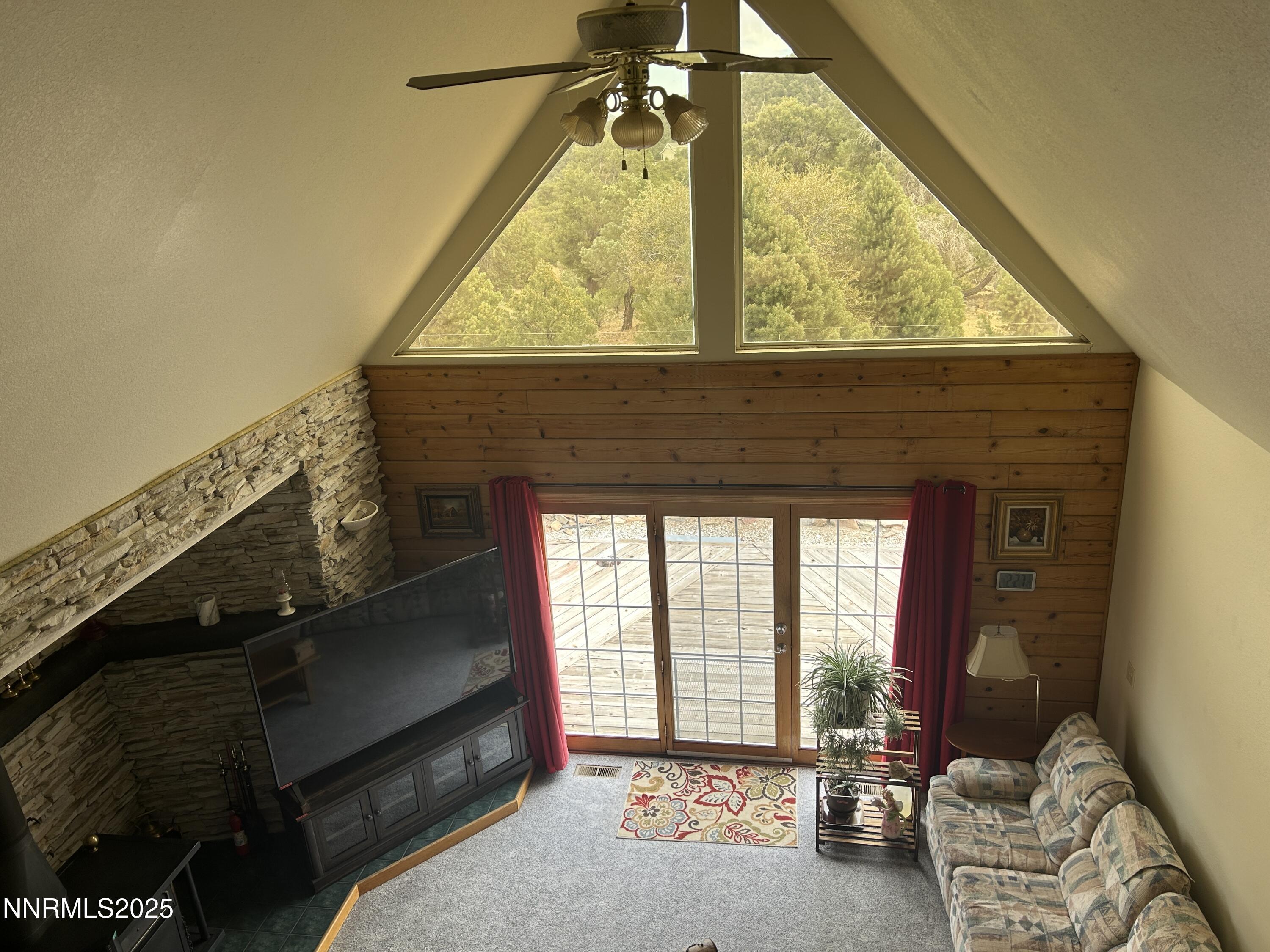 370 Panamint Road Reno, NV 89521 - Photo 7 of 8 a living room with furniture and a window