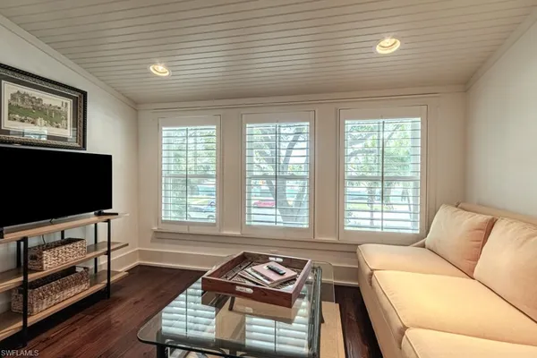 $75,000 | 245 Broad Avenue South, Naples, FL 34102