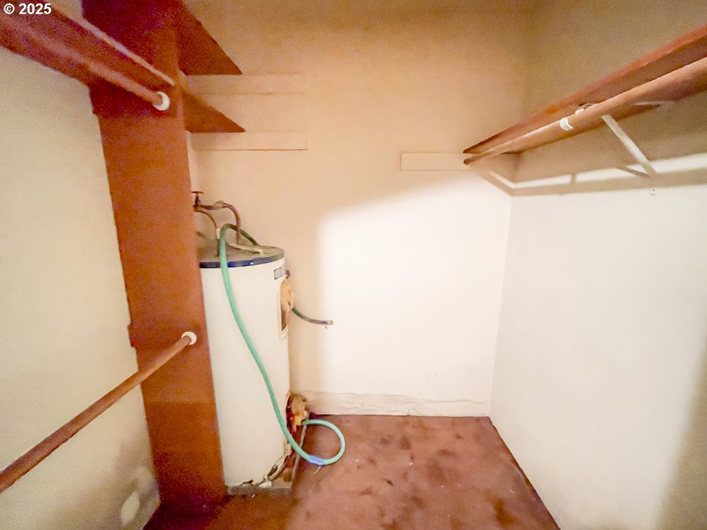 650 Harlow Road, Unit 130 Springfield, OR 97477 - Photo 12 of 17