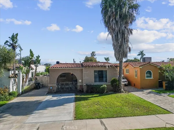$875,000 | 3640 West 60th Street, Los Angeles, CA 90043