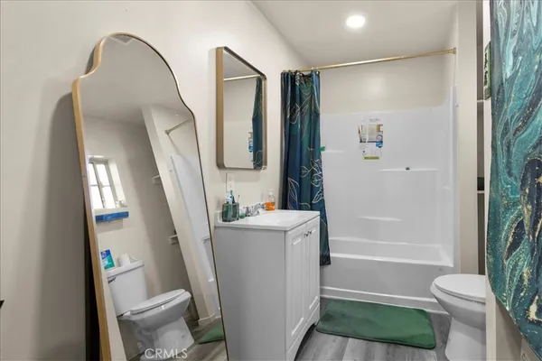 $875,000 | 3640 West 60th Street, Los Angeles, CA 90043