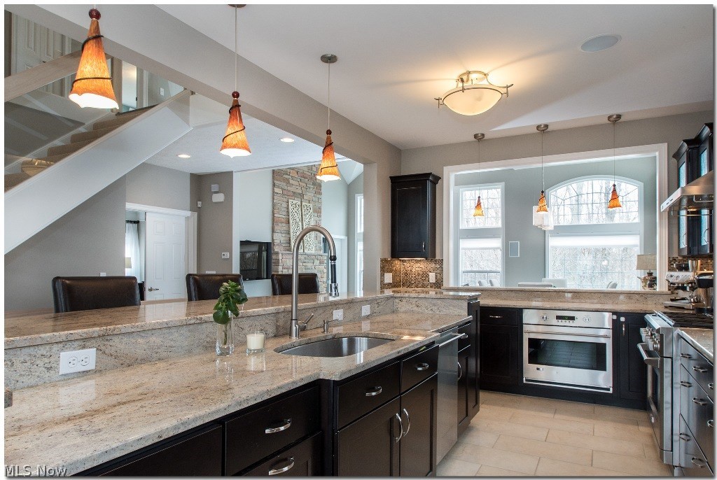 171 Burwick Road Cleveland, OH 44143 - Photo 10 of 35 Gallery Image 10