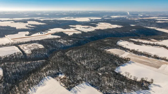 $475,500 | Xxx Xxx 590th, Bay City, WI 54723