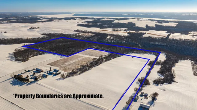 $475,500 | Xxx Xxx 590th, Bay City, WI 54723