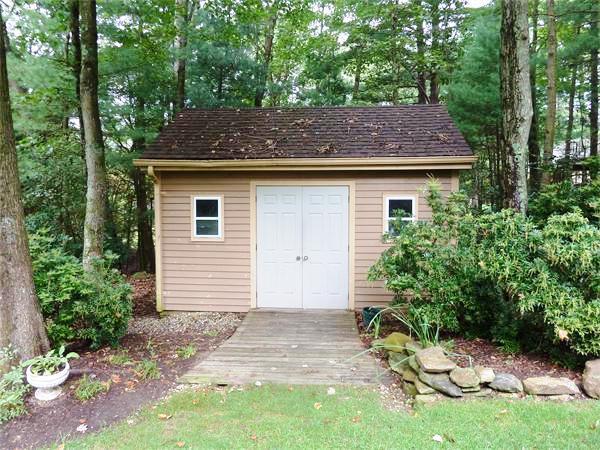 18 Old Farm Road Palmer, MA 01069 - Photo 17 of 20 Gallery Image 17