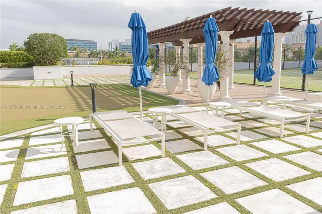 $243,000 | 2851 Northeast 183rd Street, Unit 1110E, Aventura, FL 33160