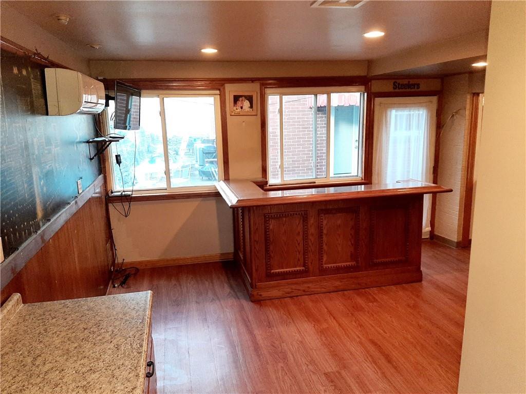 3728 Oakton Road Pittsburgh, PA 15227 - Photo 8 of 20 Gallery Image 8