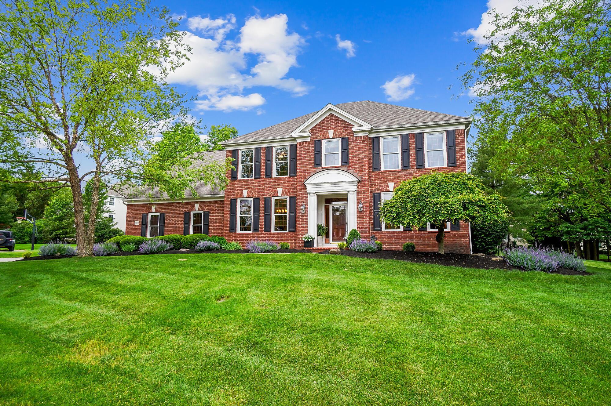 8434 Daventry Court Powell, OH 43065 - Photo 7 of 73 007