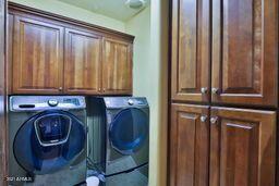 9265 East Canyon View Road Scottsdale, AZ 85255 - Photo 20 of 39 a utility room with dryer and washer