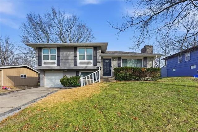 $220,000 | 9701 Belmont Avenue, Kansas City, MO 64134