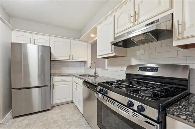 $209,500 | 9701 Belmont Avenue, Kansas City, MO 64134