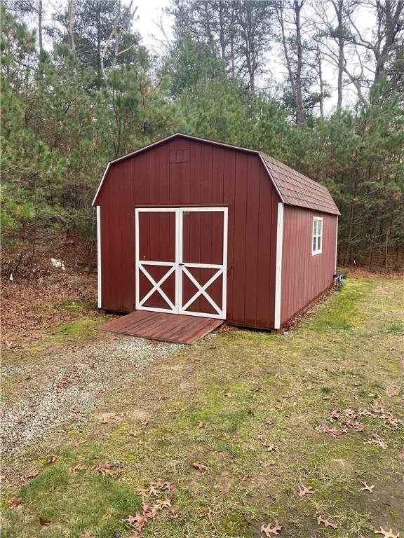 2 Blue Ribbon Road Richmond, RI 02812 - Photo 8 of 27