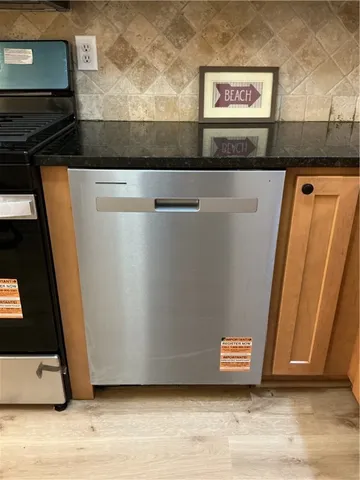 $349,900 | 1032 West Shore Road, Warwick, RI 02889