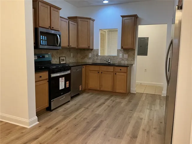 $349,900 | 1032 West Shore Road, Warwick, RI 02889