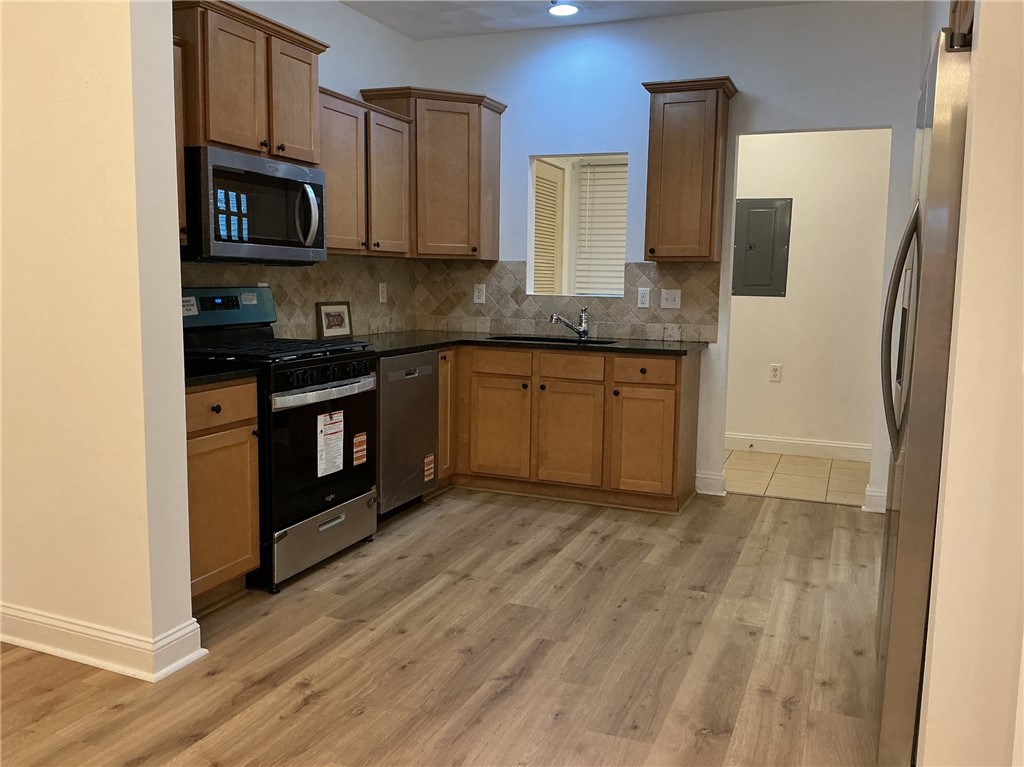 1032 West Shore Road Warwick, RI 02889 - Photo 14 of 48 Granite countertops with all new appliances