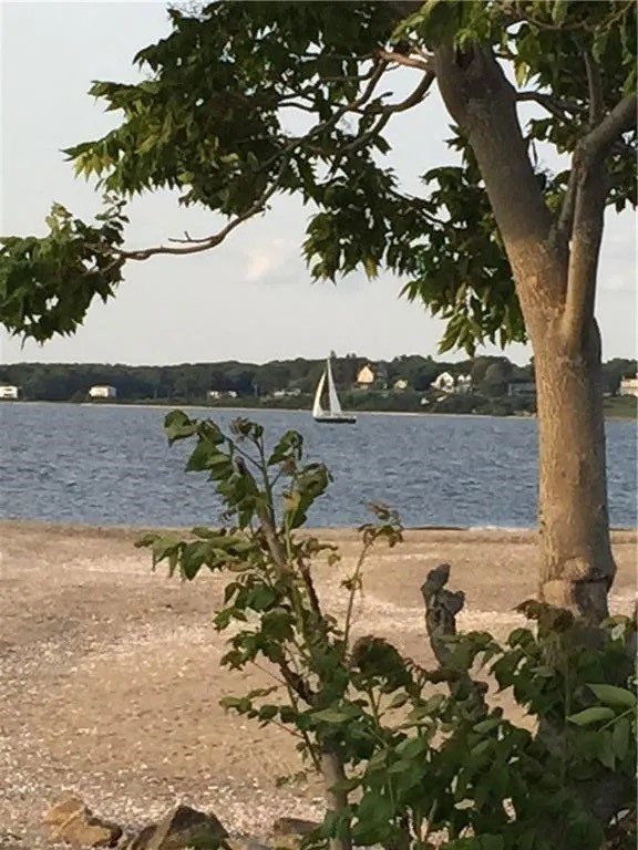 1032 West Shore Road Warwick, RI 02889 - Photo 44 of 48 Conimicut point beach