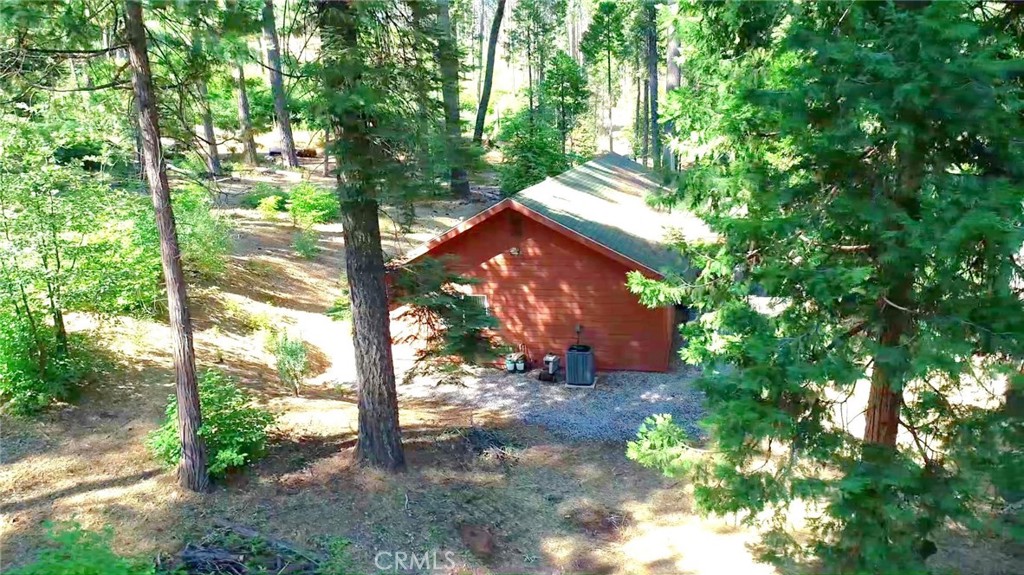 3502 Comet Mine Mariposa, CA 95338 - Photo 44 of 47 a backyard of a house with lots of green space