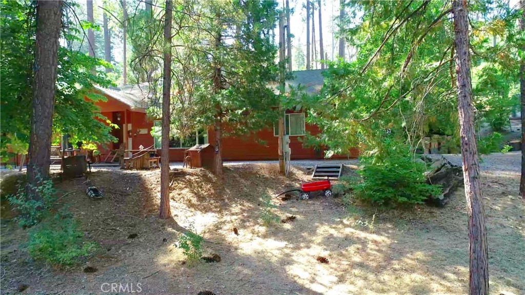 3502 Comet Mine Mariposa, CA 95338 - Photo 46 of 47 a backyard of a house with outdoor seating