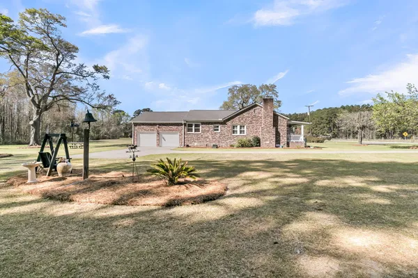 $425,000 | 4454 Cottageville Highway, Round O, SC 29474