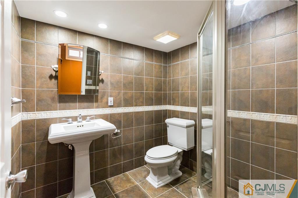 12 Rodney Road East Brunswick, NJ 08816 - Photo 22 of 25 Gallery Image 22