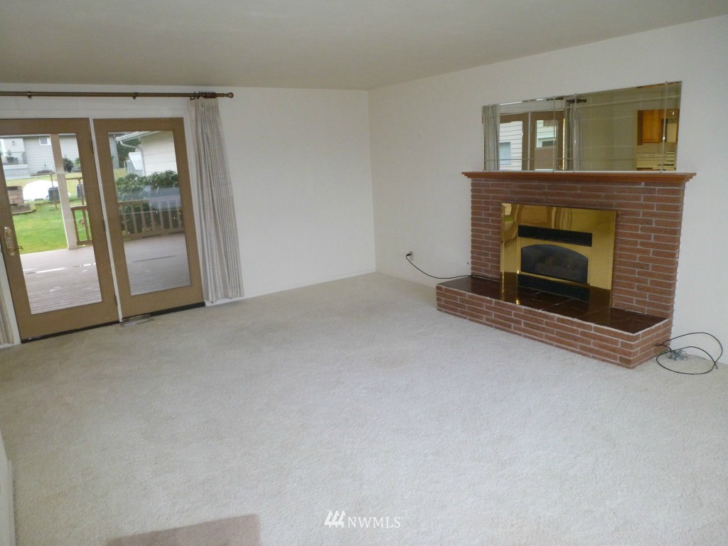 17020 Peterson Road Burlington, WA 98233 - Photo 9 of 16 Gallery Image 9