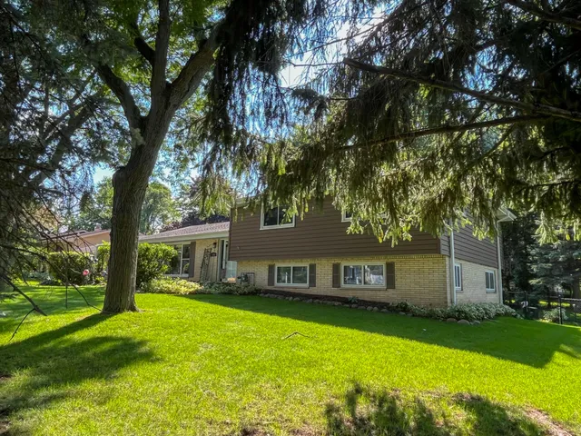 $449,900 | 1239 North 122nd Street, Wauwatosa, WI 53226