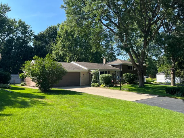 $449,900 | 1239 North 122nd Street, Wauwatosa, WI 53226