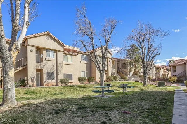 $205,000 | 2110 Los Feliz Street, Unit 2064, Las Vegas, NV 89156