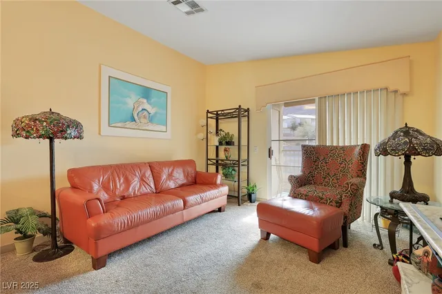 $205,000 | 2110 Los Feliz Street, Unit 2064, Las Vegas, NV 89156