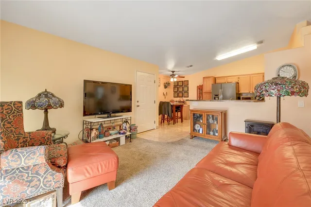 $205,000 | 2110 Los Feliz Street, Unit 2064, Las Vegas, NV 89156