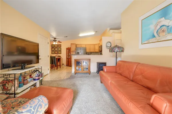 $200,000 | 2110 Los Feliz Street, Unit 2064, Las Vegas, NV 89156