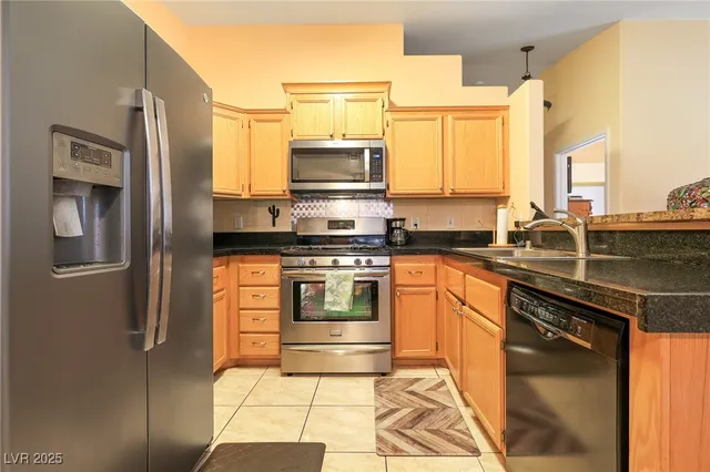 $205,000 | 2110 Los Feliz Street, Unit 2064, Las Vegas, NV 89156